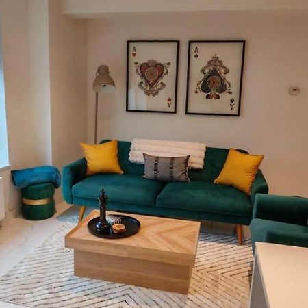 Luxury Apartment: City Centre, Stylish, Modern Честер Екстер'єр фото