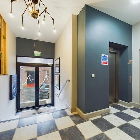 Luxury Apartment: City Centre, Stylish, Modern Честер Екстер'єр фото